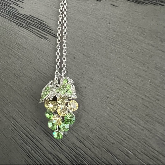 🍇 Italian Grapes Rhinestone Grapevine Necklace w 18” Sterling Silver 925 Chain - Picture 5 of 8